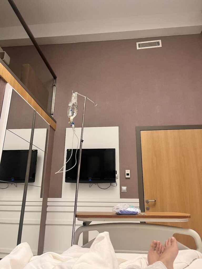 estethica Ataşehir Saç Ekimi ve Plastik Cerrahi Hastanesi - Küçükbakkalköy, Işıklar Cd. No:28, 34758 Ataşehir/İstanbul, Türkiye