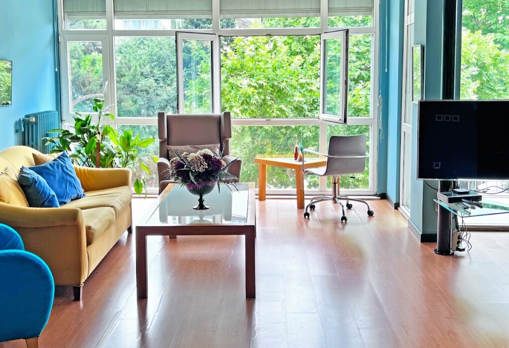 Estetica Istanbul - Teşvikiye, Hakkı Yeten Cd. Numara:13 Kat:5 Daire:8, 34365 Şişli/İstanbul, Türkiye