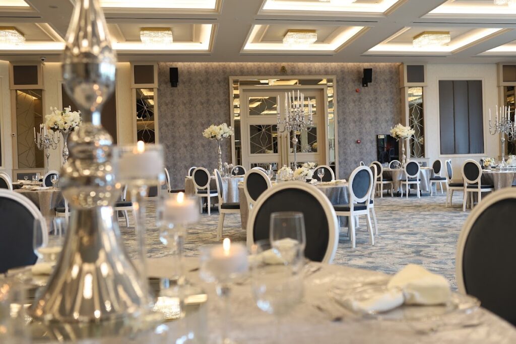 KUĞU GÖLÜ İSTANBUL - Cevizli mah. Tugayyolu cad, Cevizli, Kurşunlu Sk. no:9, 34791 Maltepe/İstanbul, Türkiye