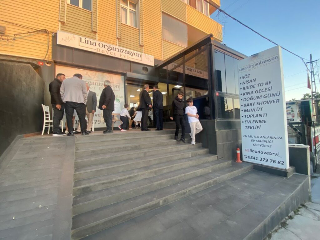 Lina Organizasyon Davet Evi - Yeni Çamlıca, Balaban Cd. 38/a, 34779 Ataşehir/İstanbul, Türkiye