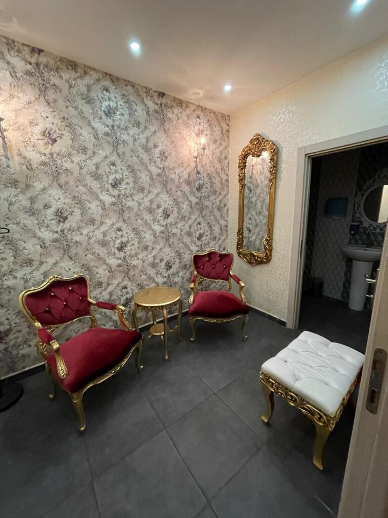 SALON KOÇ ATAŞEHİR - Mevlana Mahallesi 34758 Kıbrıs Cd. No:95(kayışdağı sağlık ocağı yanı, Mevlana, 34779 Ataşehir/İstanbul, Türkiye